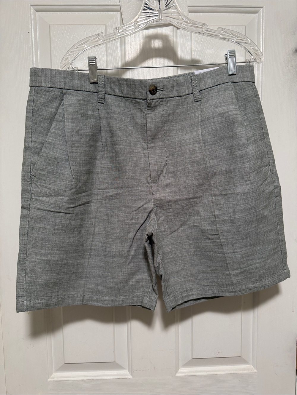 St. John's Bay Light Green Flat-Front Men's Shorts.